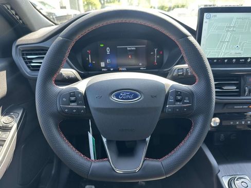New 2026 Ford Escape ST-Line Select w/ Tech Pack #1 AWD/4WD image 16