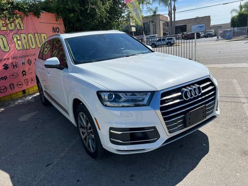 Used 2018 Audi Q7 3.0T Premium Plus w/ Premium Plus Package AWD/4WD image 3