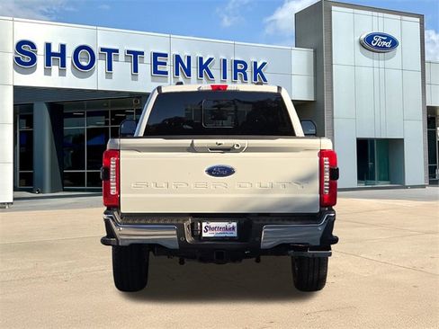 New 2026 Ford F250 Lariat w/ Chrome Package image 7