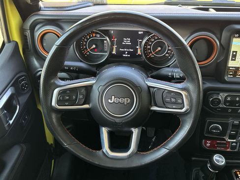 Used 2023 Jeep Gladiator Mojave w/ Cold Weather Group image 9