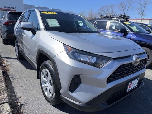 Certified 2022 Toyota RAV4 LE image 2