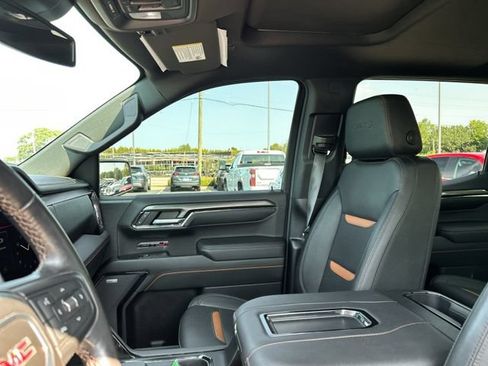Used 2022 GMC Sierra 1500 AT4 w/ AT4 Premium Package AWD/4WD image 30