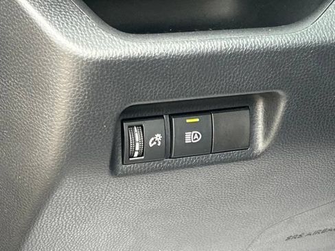 Used 2020 Toyota RAV4 XLE w/ All Weather Liner Package AWD/4WD image 22