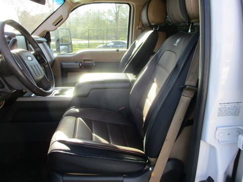 Used 2013 Ford F350 Lariat w/ FX4 Off Road Pkg image 14