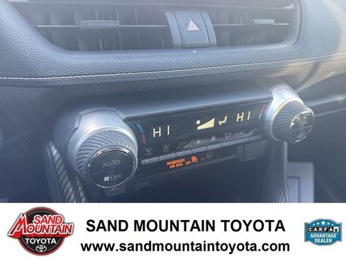 Used 2022 Toyota RAV4 XLE image 22