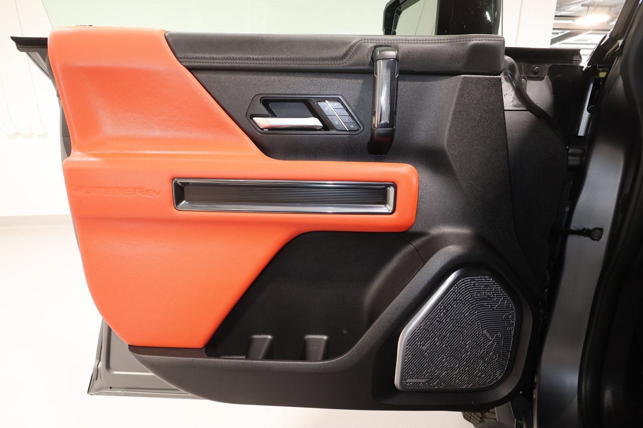 Certified 2026 GMC Hummer EV 3X w/ Carbon Fiber Edition Package AWD/4WD image 21