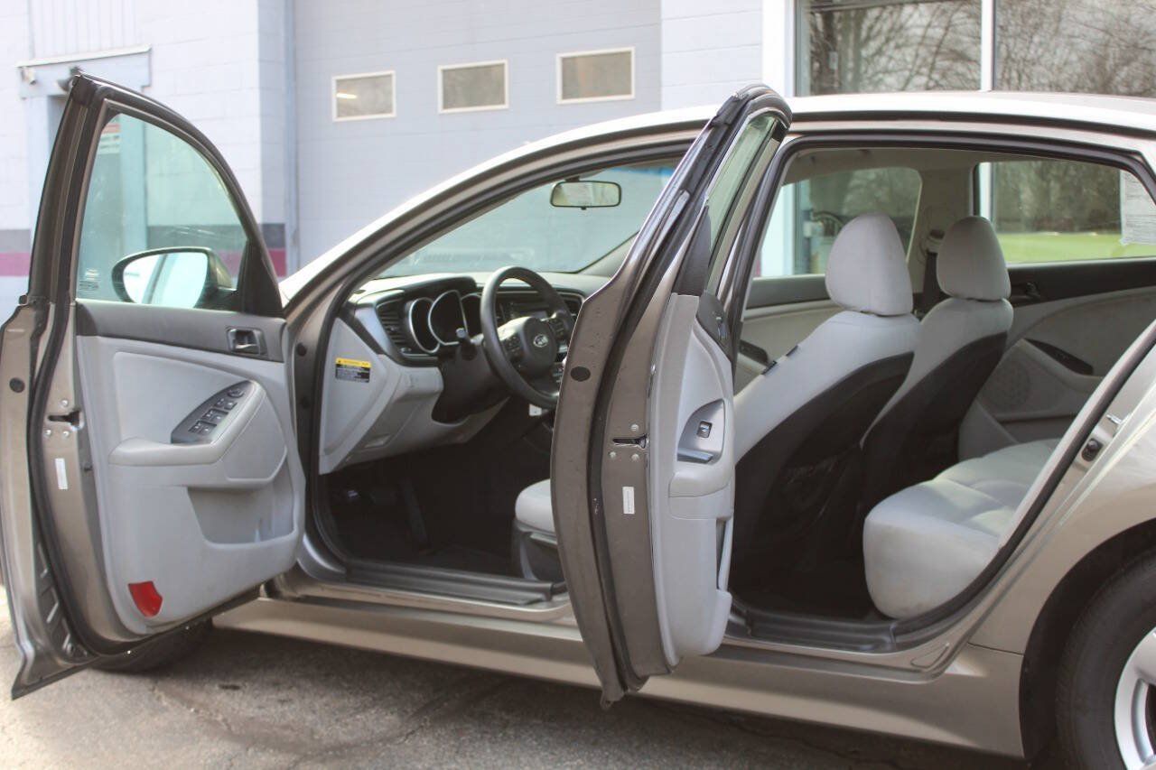Used 2015 Kia Optima LX FWD image 21