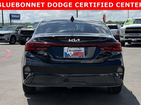 Used 2024 Kia Forte LX FWD image 6