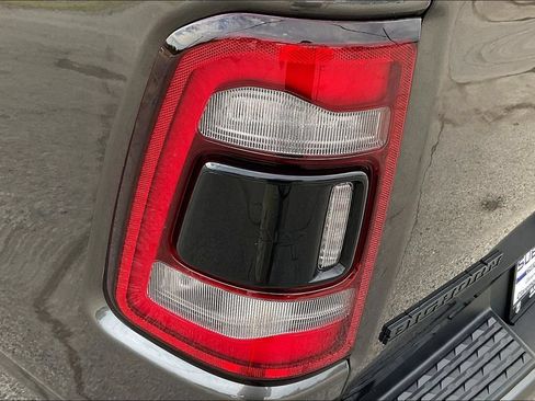 Used 2022 RAM 1500 Big Horn AWD/4WD image 28