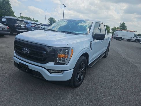 Used 2022 Ford F150 XLT w/ Equipment Group 302A High RWD image 3