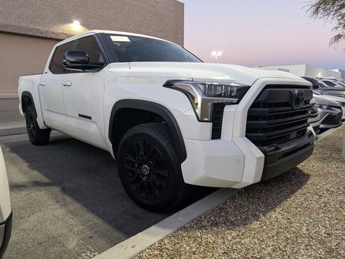 Used 2024 Toyota Tundra Limited image 3
