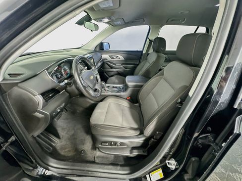 Used 2019 Chevrolet Traverse LT FWD image 13