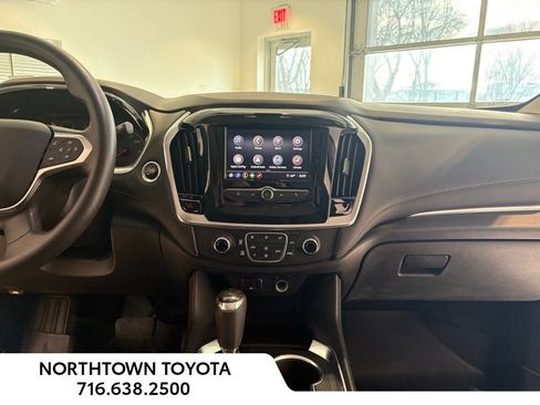 Used 2020 Chevrolet Traverse LS image 26