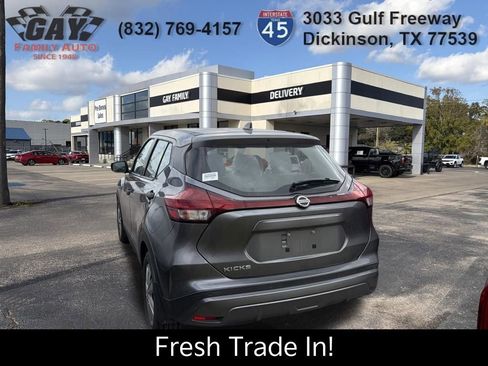 Used 2021 Nissan Kicks S image 5