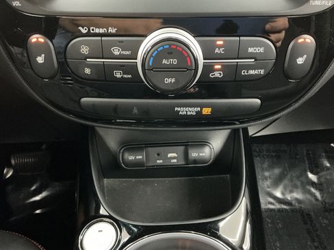 Used 2018 Kia Soul ! w/ Tech Package FWD image 35