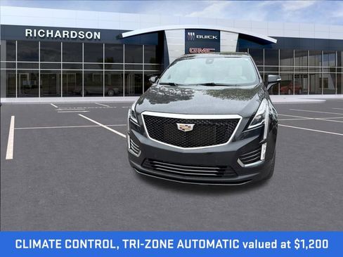 Used 2020 Cadillac XT5 Sportv AWD/4WD image 3