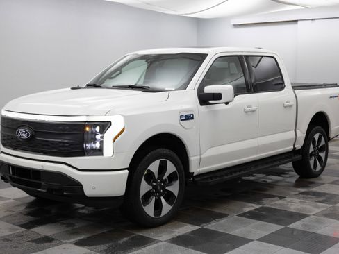 New 2025 Ford F150 Lightning Platinum image 7