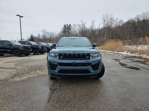 New 2026 Jeep Grand Cherokee L Limited AWD/4WD image 8