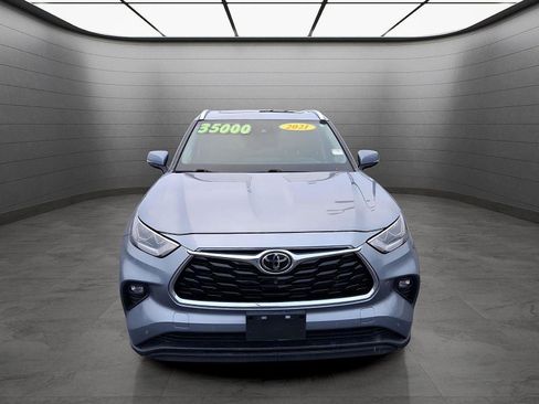 Used 2021 Toyota Highlander Limited image 8