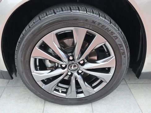 Used 2022 Lexus UX 200 F Sport FWD image 9