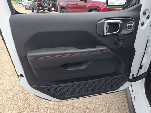 New 2026 Jeep Gladiator Rubicon AWD/4WD image 18