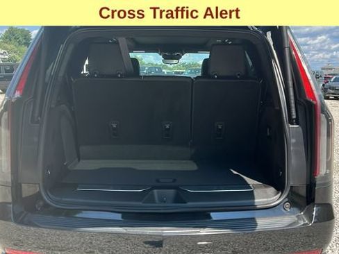 Certified 2024 Cadillac Escalade Sport AWD/4WD image 9