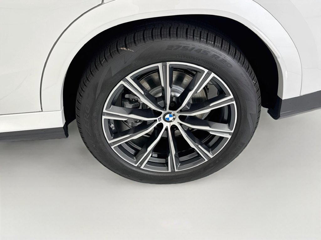 New 2027 BMW X6 xDrive40i w/ Climate Comfort Package AWD/4WD image 30