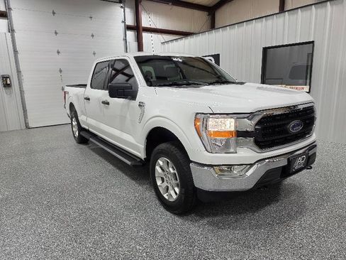 Used 2021 Ford F150 XLT w/ Equipment Group 301A Mid AWD/4WD image 4