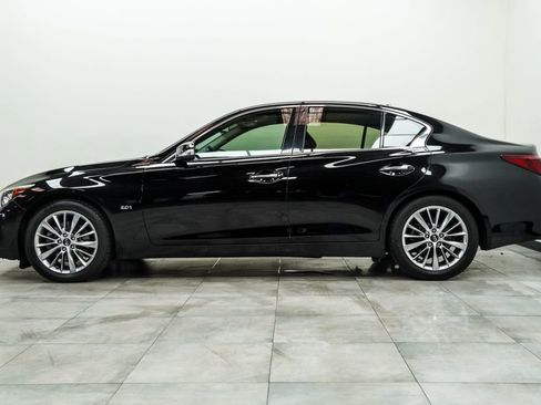 Used 2018 INFINITI Q50 Luxe w/ Essential Package (2.0T Luxe) AWD/4WD image 8