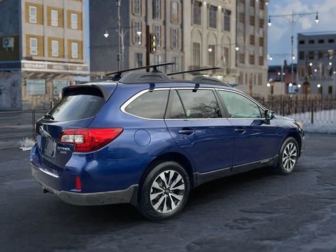 Used 2015 Subaru Outback 3.6R Limited image 5