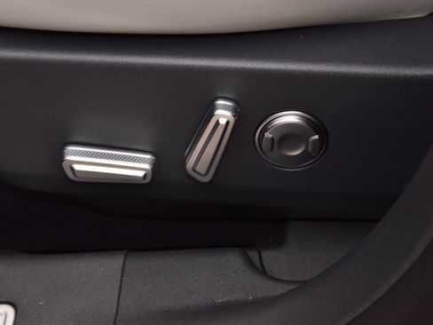 New 2026 Lincoln Nautilus Reserve image 38