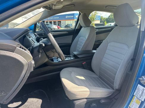 Used 2020 Ford Fusion S FWD image 6