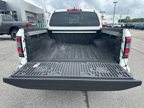Used 2024 Nissan Frontier PRO-4X w/ Pro Convenience Package AWD/4WD image 9
