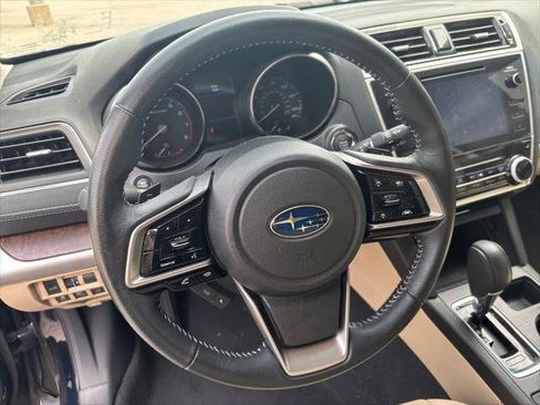 Used 2018 Subaru Outback 2.5i Limited AWD/4WD image 13