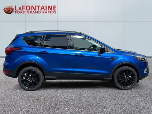 Used 2019 Ford Escape SE AWD/4WD image 8