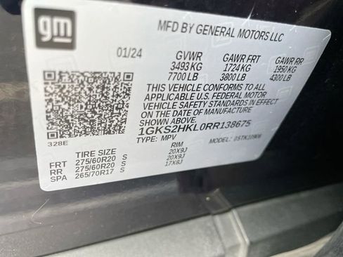 Used 2024 GMC Yukon XL AT4 w/ AT4 Premium Plus Package image 28