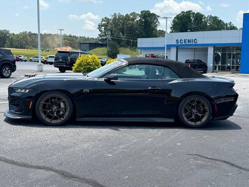 Used 2024 Ford Mustang GT Premium RWD image 6