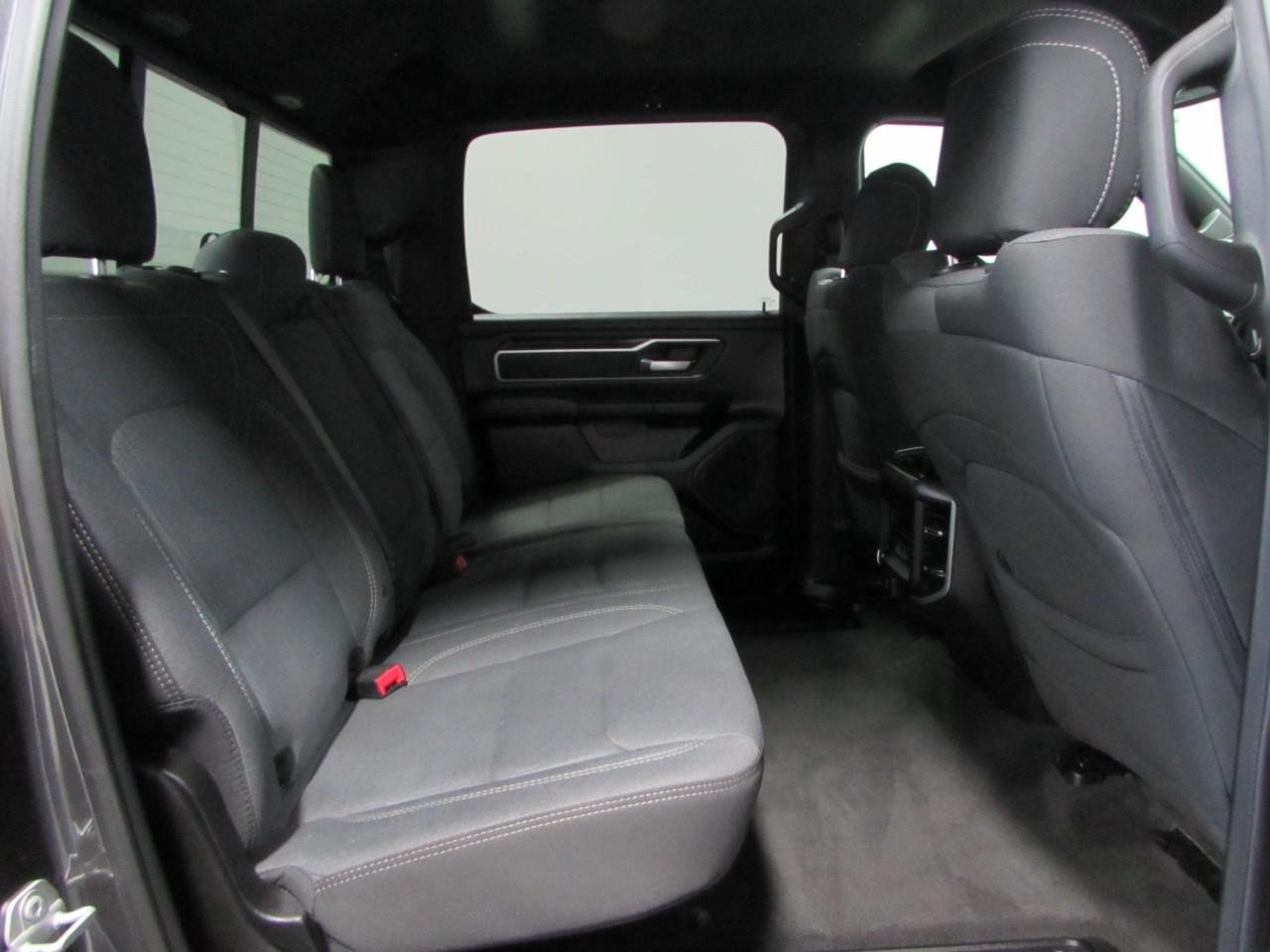 Used 2020 RAM 1500 Big Horn AWD/4WD image 19
