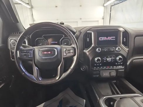 Used 2021 GMC Sierra 1500 AT4 w/ AT4 Carbonpro Edition AWD/4WD image 3