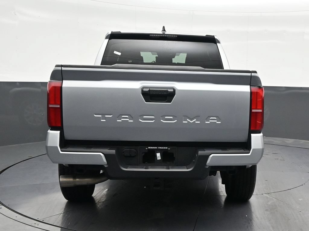 Used 2025 Toyota Tacoma SR5 RWD image 4