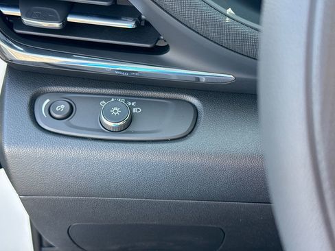 New 2026 Buick Envista Preferred FWD image 17