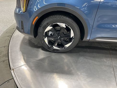 New 2026 Kia Sorento EX image 35