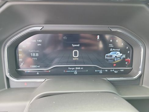 Used 2025 GMC Sierra 1500 AT4X image 25