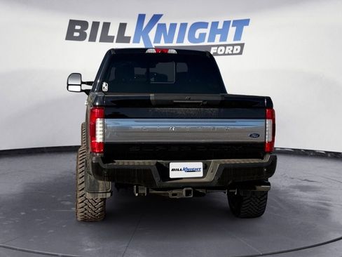 Used 2019 Ford F350 Limited image 5