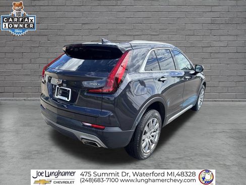 Used 2022 Cadillac XT4 Premium Luxury w/ Enhanced Visibility Package AWD/4WD image 3