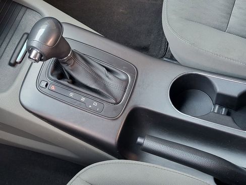 Used 2015 Kia Forte LX image 17