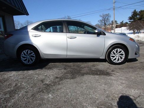 Used 2019 Toyota Corolla LE image 8