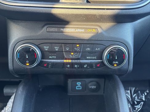 Used 2023 Ford Escape Active image 29