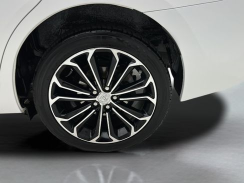 Used 2015 Toyota Corolla S FWD image 8