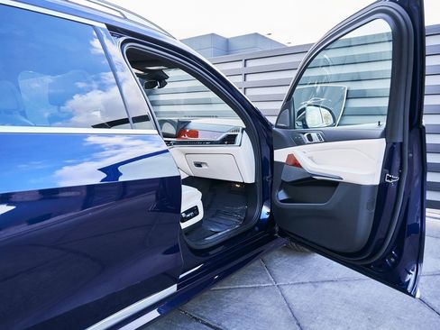 Used 2024 BMW ALPINA XB7 ALPINA XB7 image 24